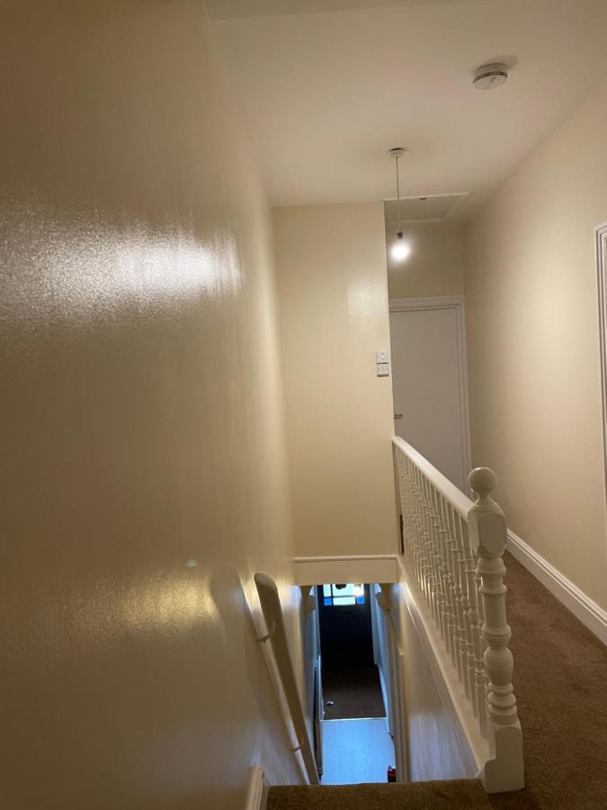Rooms In A Victorian Comfortable 4-Bedroom House In Milton Keynes Rooms Not En-Suites Wolverton  Zewnętrze zdjęcie